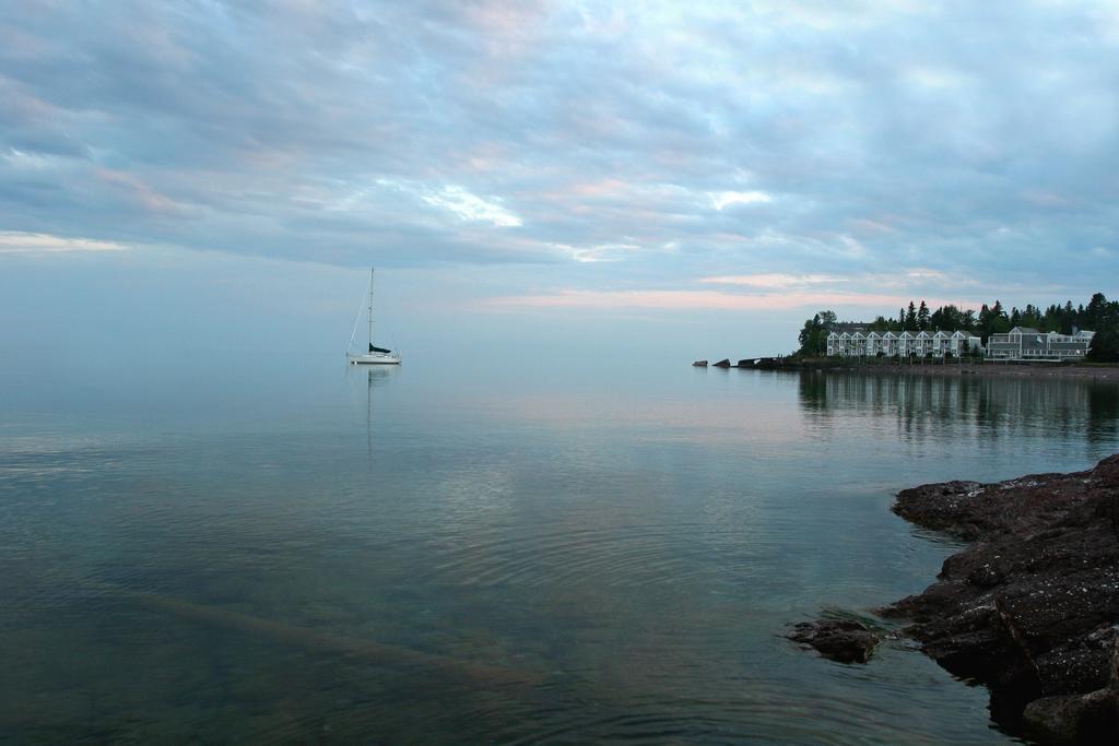 Bluefin Bay On Lake Superior Tofte Экстерьер фото