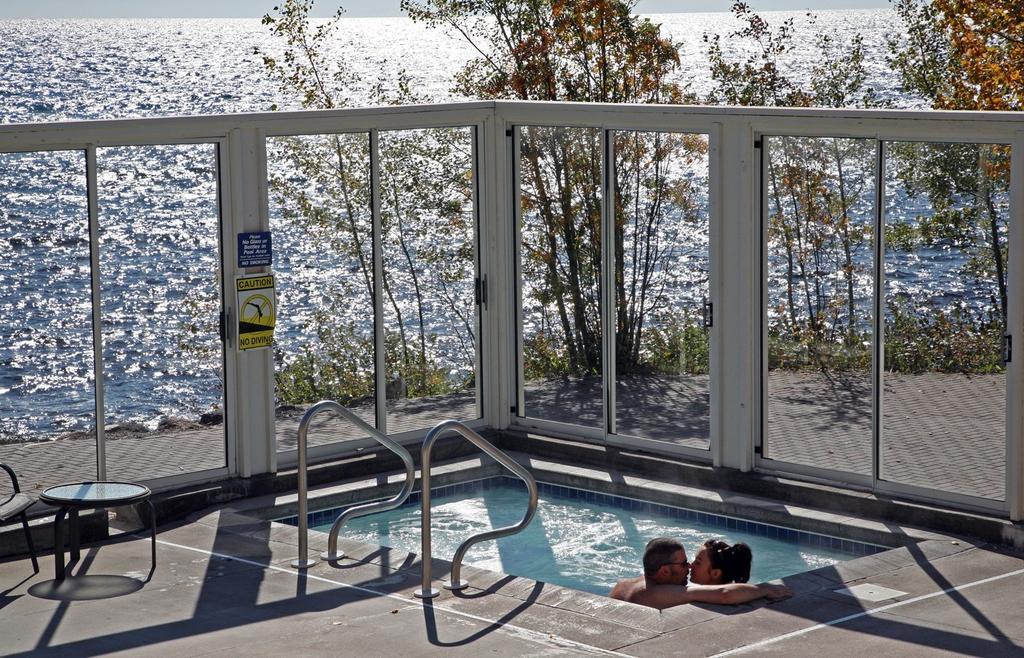 Bluefin Bay On Lake Superior Tofte Экстерьер фото